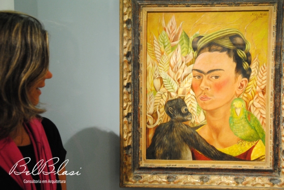 Frida Kahlo Autorretrato com macaco e papagaio 1942